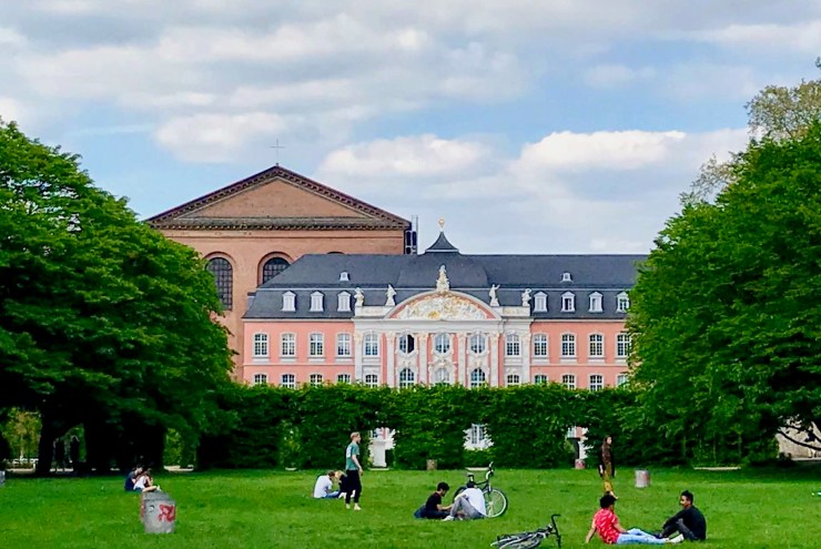 Palace and basilica (1)